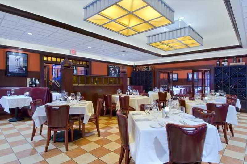 Отель Hilton Madison Monona Terrace Ресторан фото